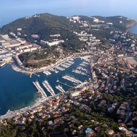 Nemea Le Cap Azur 4* Saint-Mandrier-sur-Mer