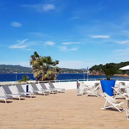 Goelia Cap Azur منتزه العطل سانت-ماندرييه-سور-مير
