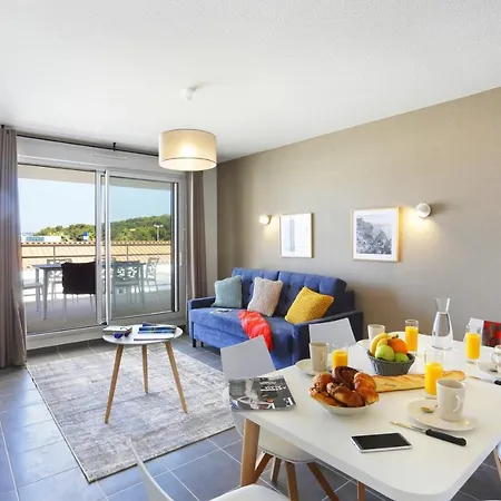 Goelia Cap Azur 假日公园 4*