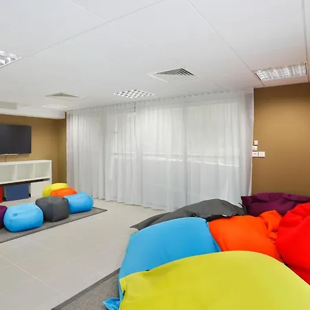 Goelia Cap Azur 假日公园 4*